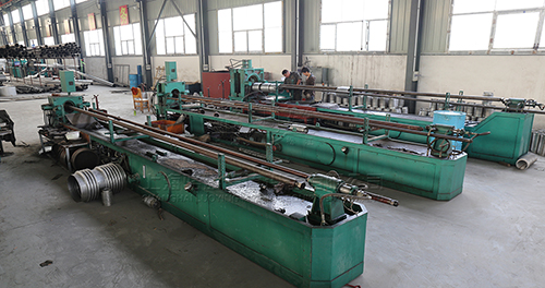 <a href=http://m.ktcandy.com target=_blank class=infotextkey>波紋補償器</a>生產(chǎn)現(xiàn)場