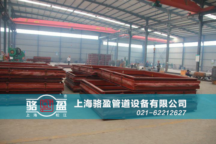 香港機(jī)場赤鱲角<a href=http://m.ktcandy.com target=_blank class=infotextkey>非金屬補(bǔ)償器</a>生產(chǎn)廠家